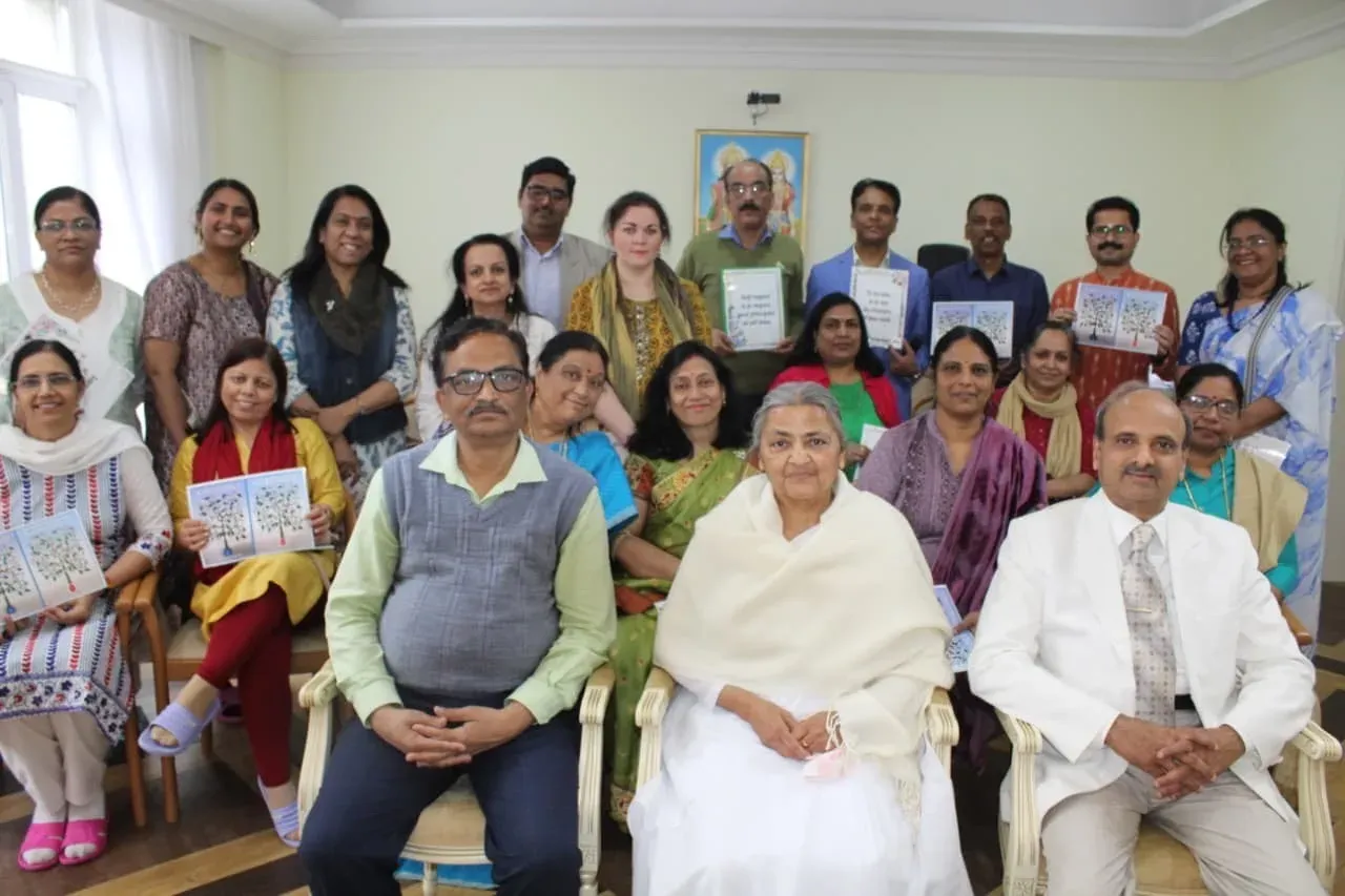 VisitofTeachersfromtheIndianEmbassySchoolMoscow -2.webp